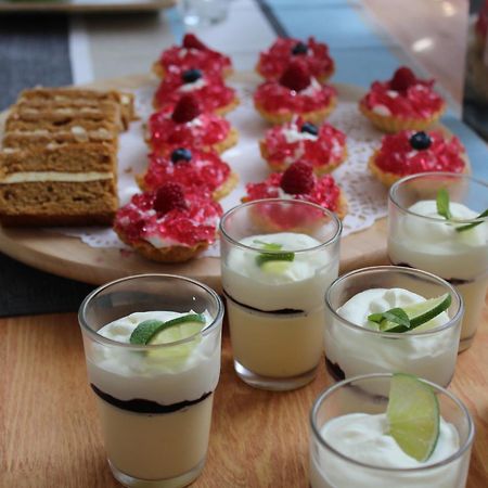 Dom Przy Plazy Bed and Breakfast Sarbinowo Buitenkant foto