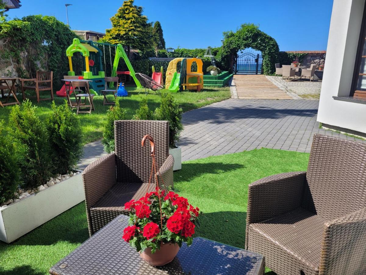 Dom Przy Plazy Bed and Breakfast Sarbinowo Buitenkant foto